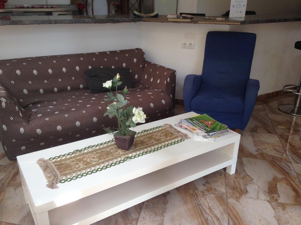 Hostal Ideal Sants Barcelona Exterior foto