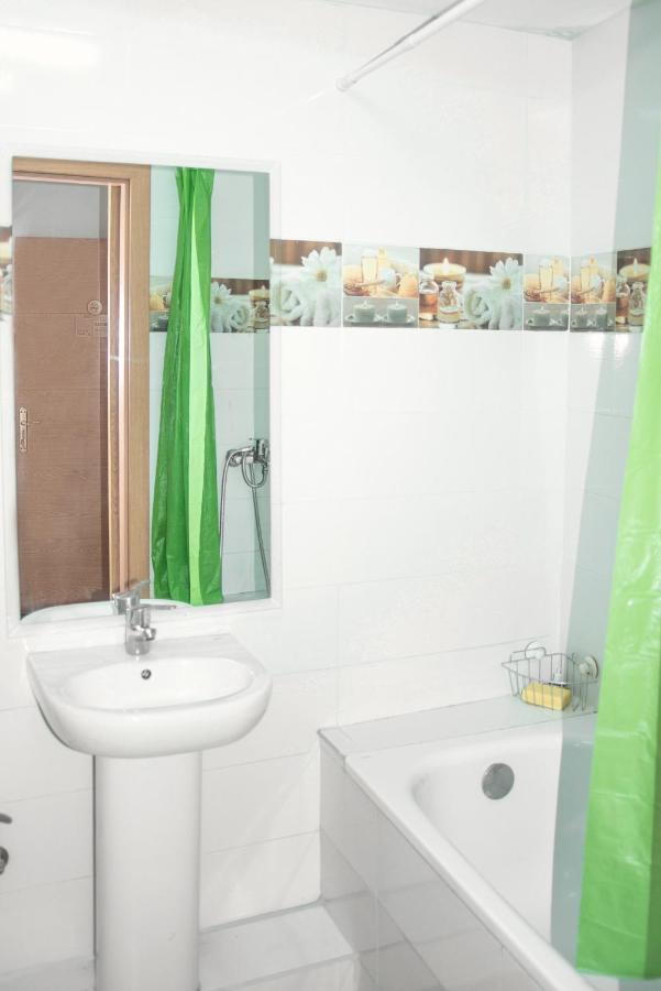 Hostal Ideal Sants Barcelona Exterior foto